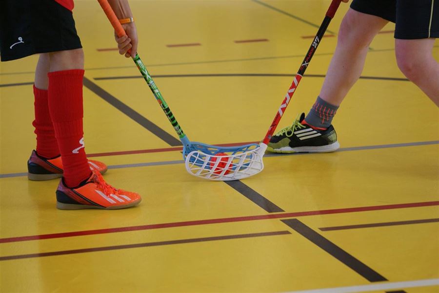 Find floorball briller og floorball blade hos Floorballcentret.dk